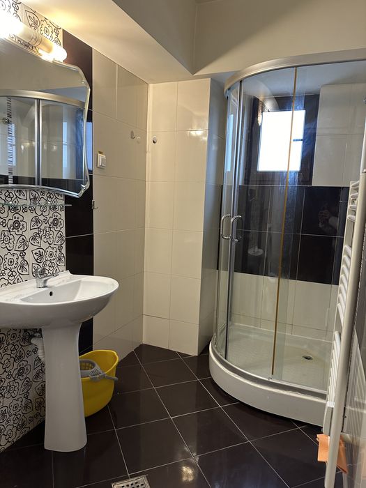 Cazare regim hotelier zona Palas Iasi