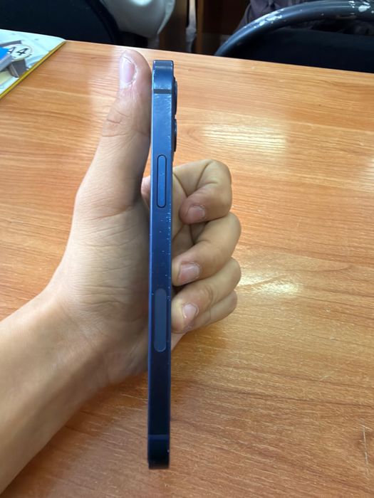 iPhone 12 базовый