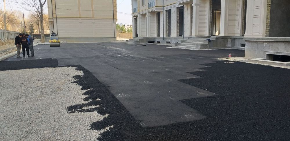 Asfaltlash xizmati asflat yotqizish