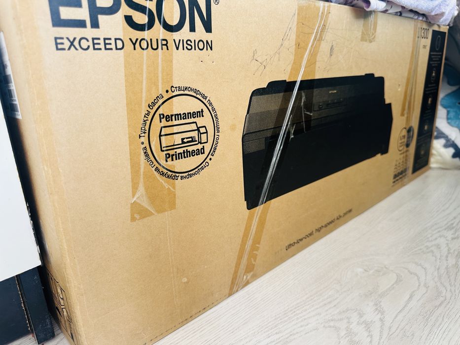 Принтер EPSON почти новый