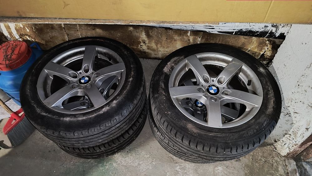 Vând Jante BMW E90 R16