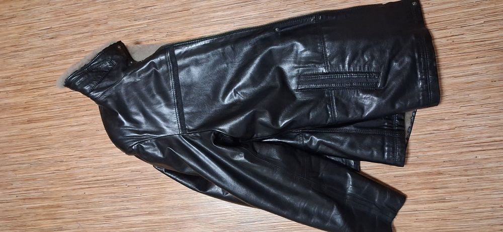 Зимняя кожаная куртка