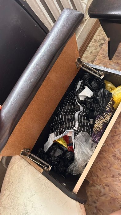 Продам угловой кухонный диван