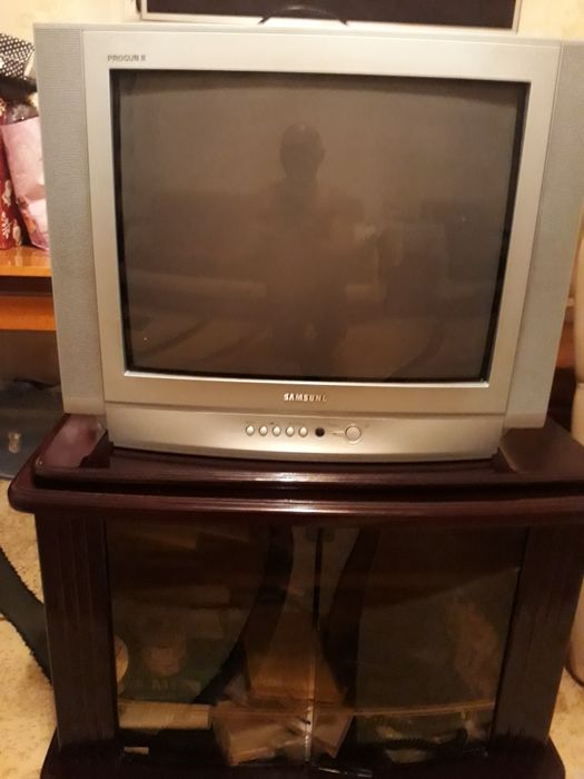 Телевизор самсунг