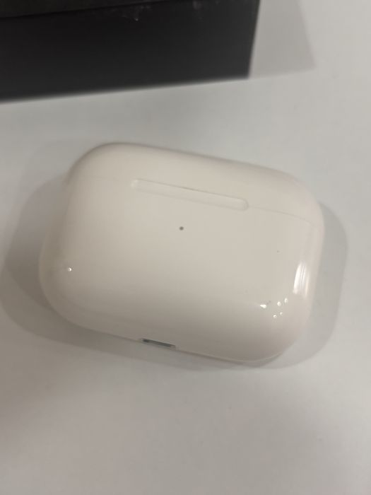 AirPods Pro наушники