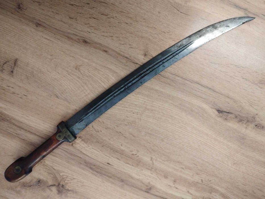 Руски кинжал Бебут