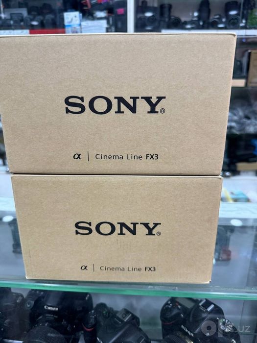 Sony FX 3 bodi yengi upakofkada 3000$