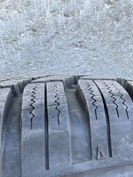 Roți complete de iarnă Bridgestone 225/60/R17