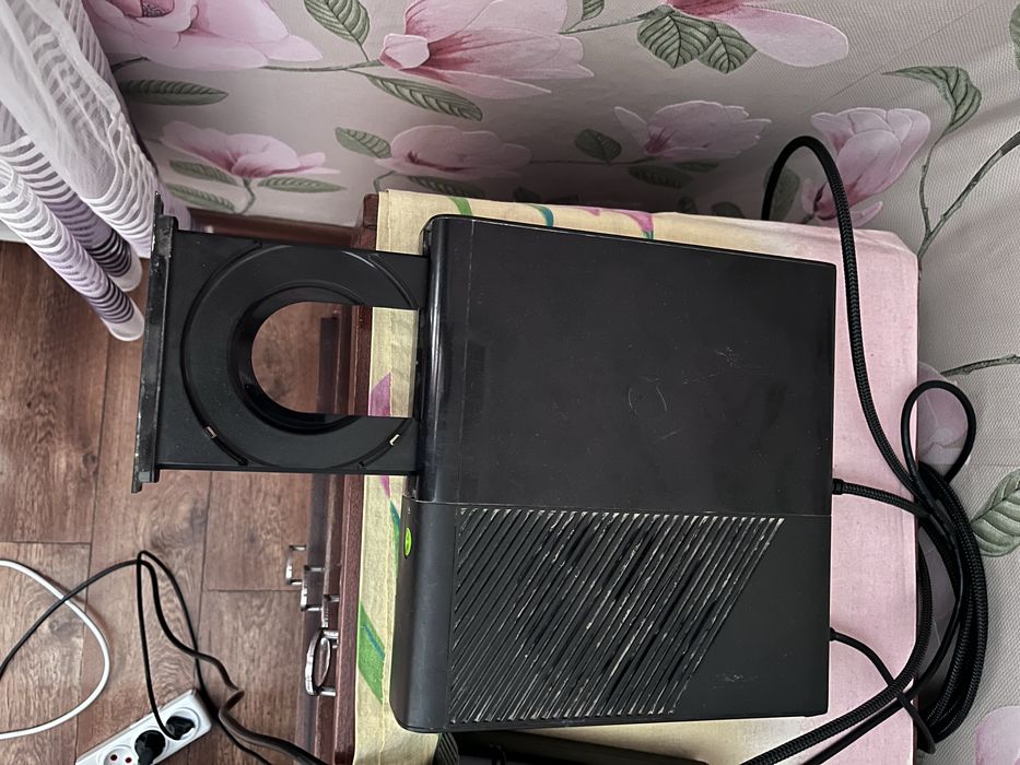 Продаю xbox 360 256gb