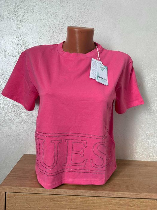 Тениски Guess различни модели