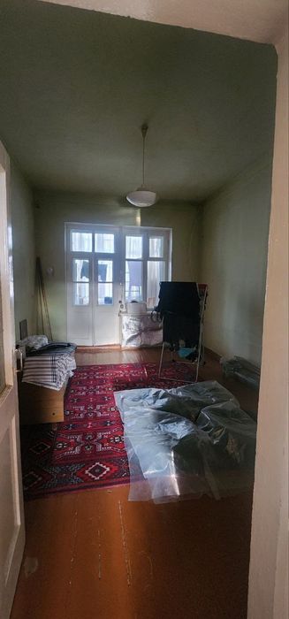 Город Чирчик 3х комнатная квартира с ремонтом и мебелью, 79м²