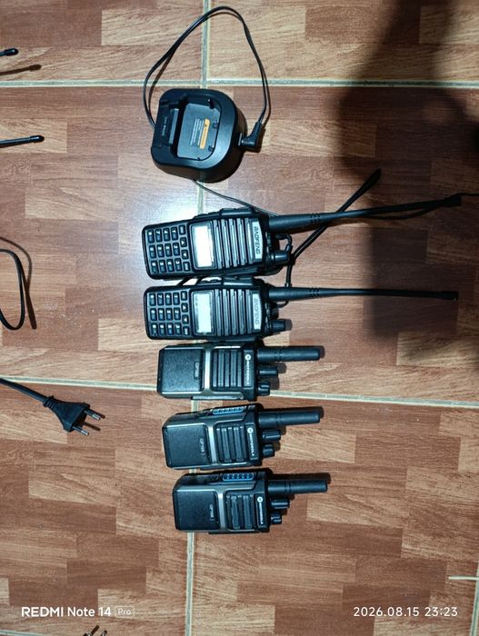 Рация Motorola  и baufeng