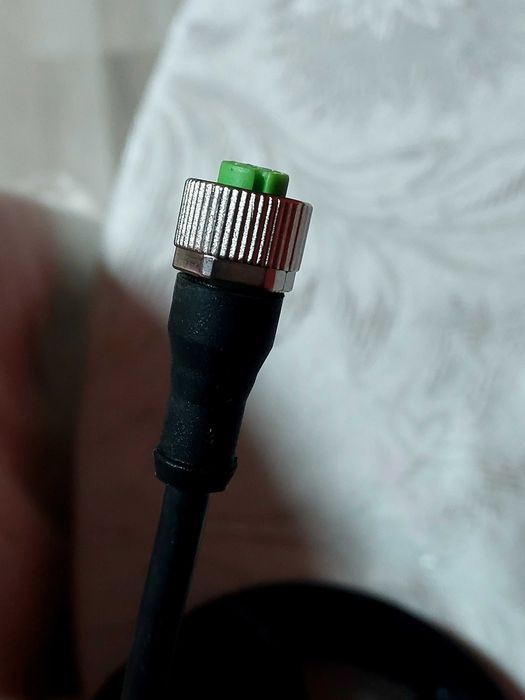 Продавам 6 инчова антена за Нокта Легенд.Цената е в Евро