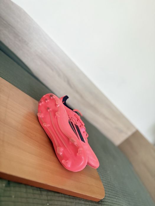 Бутонки puma future номер 43 и  addidas f 50 номер 42/50