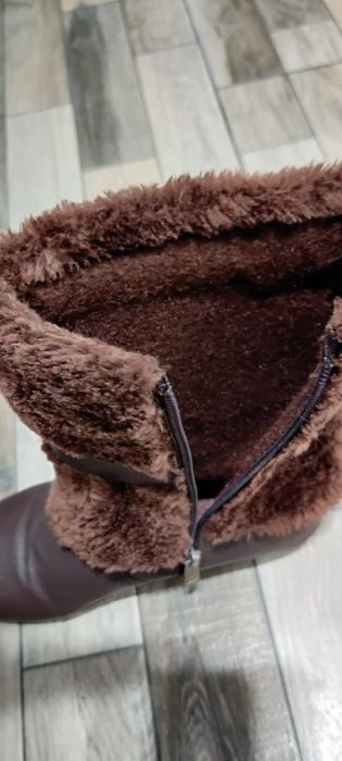 Cizme dama. Marimea 37, 35 lei