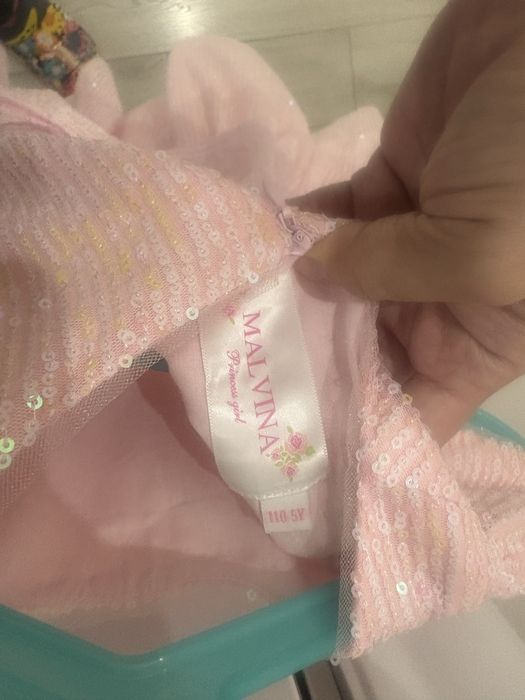 Продаю платье на девочку