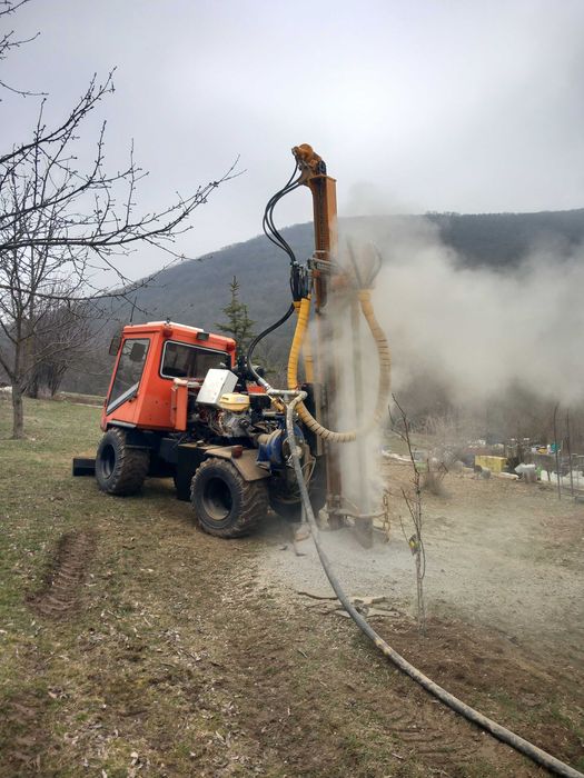 Сондажи за вода.