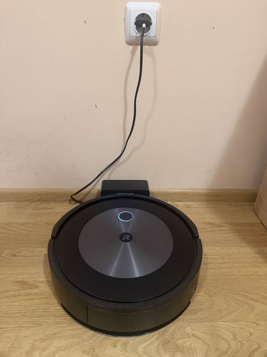 Робот прахосмукачка irobot j5