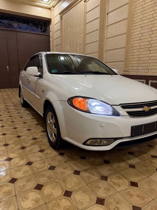 Lacetti Sotiladi!!!