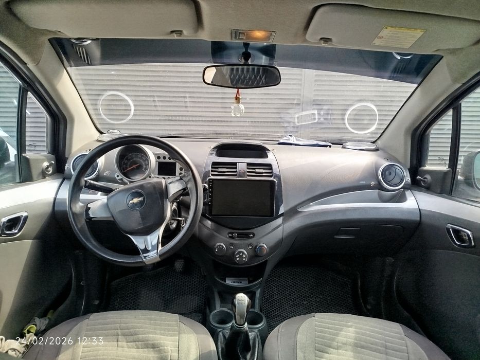 Sprak oq rangda narxi 45000