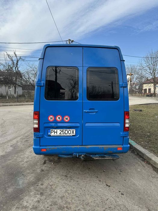Vând Mercedes sprinter