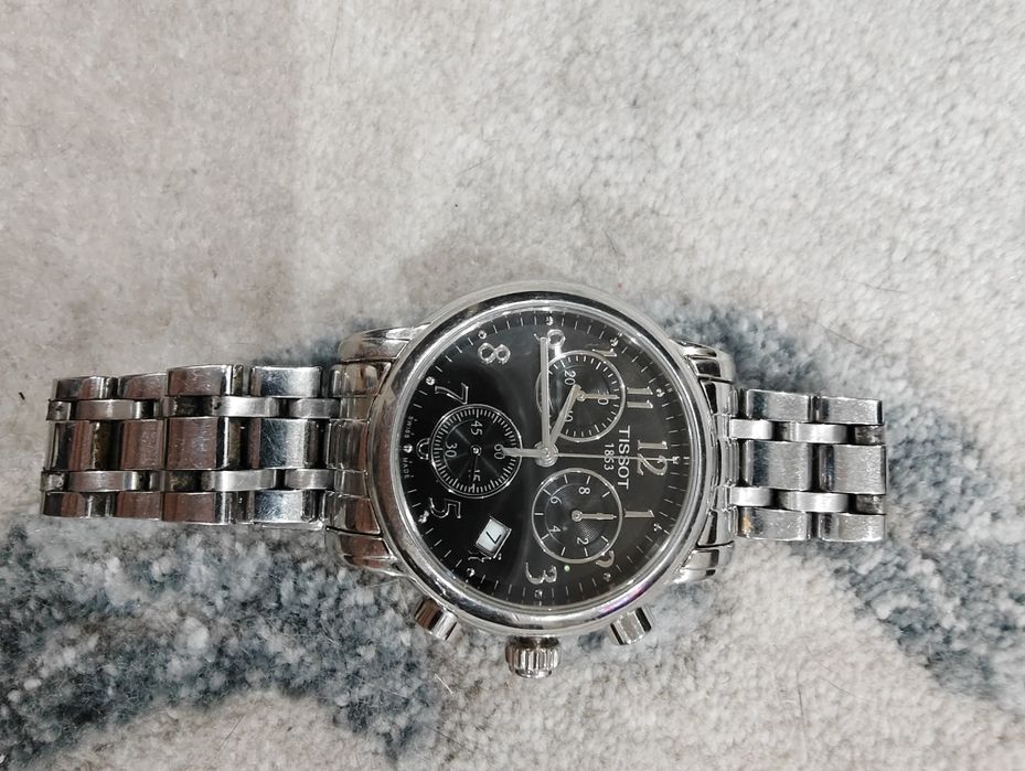 Продаю Часы Tissot