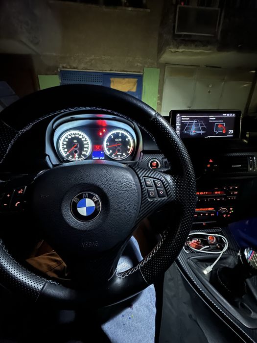 Продава се BMW330XD