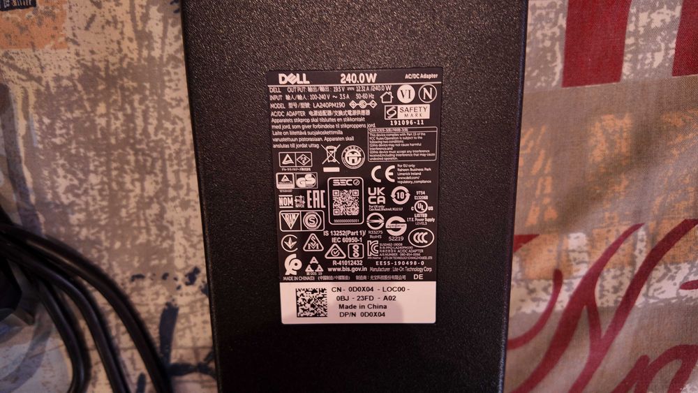 Геймърски Лаптоп DELL Alienware M15 R6