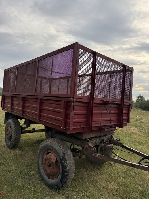 Remorcă de vânzare