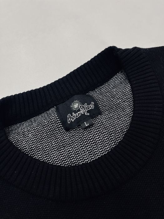 Свитер broken planet