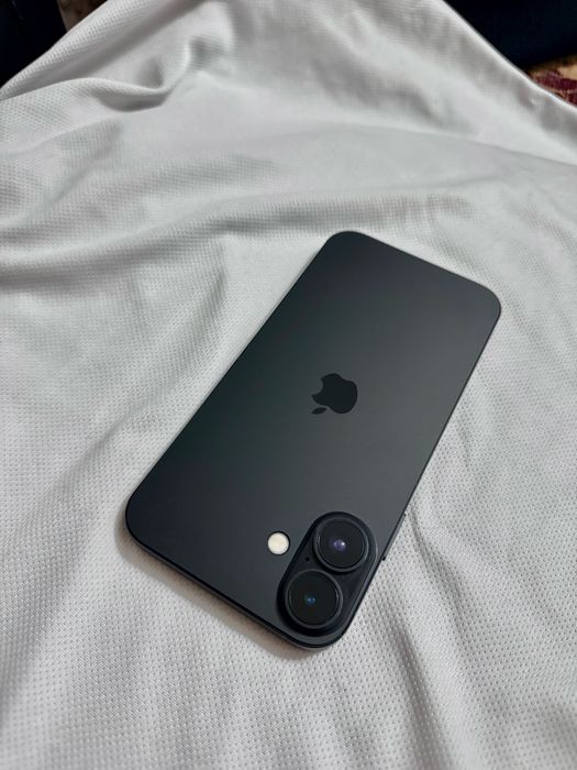 iPhone 11 в корпусе iPhone 16