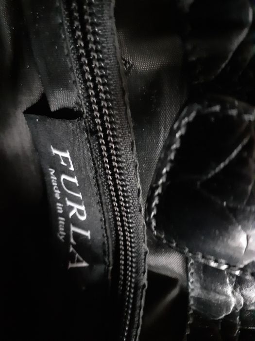 Geanta din piele naturala, FURLA,neagra,în stare perfecta