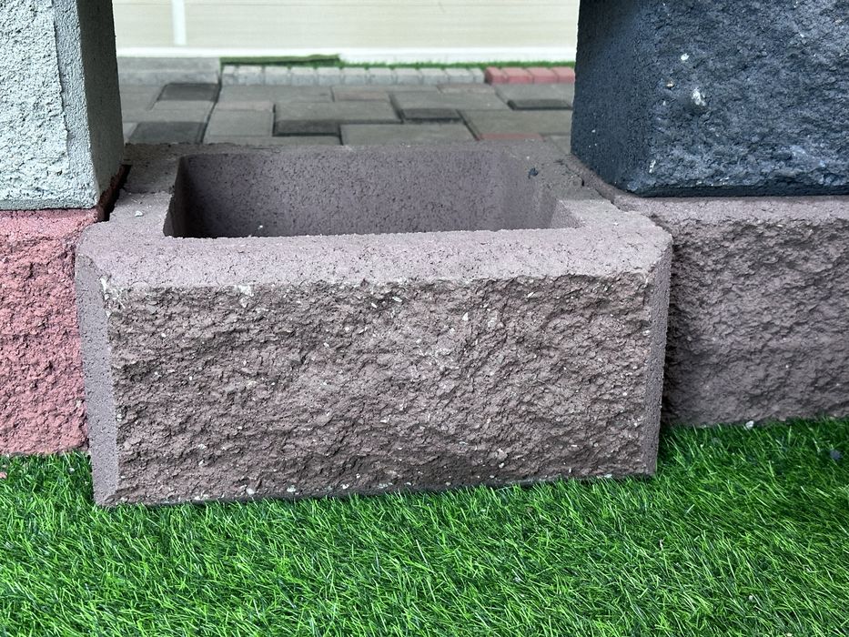 Сплитерные блоки колонны