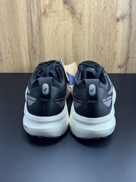 Asics Gel-Kayano 31 - mărimea 39