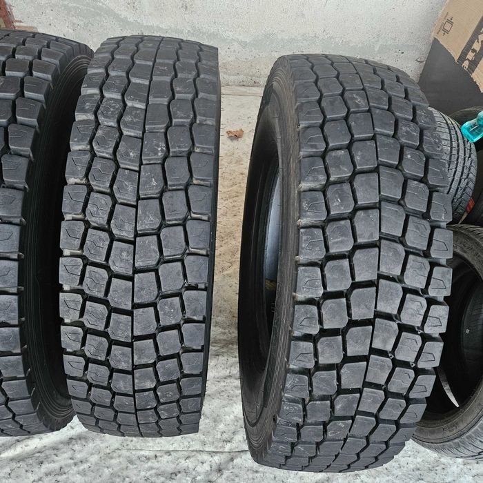 4 тежкотоварни гуми 275/80R22.5 Michelin X Multi D 149/146L M+S