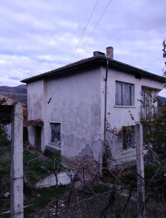 Продава се Къща в с. Коняво, Област Кюстендил - 150 кв.м за 334 €/кв.м - Снимка #2