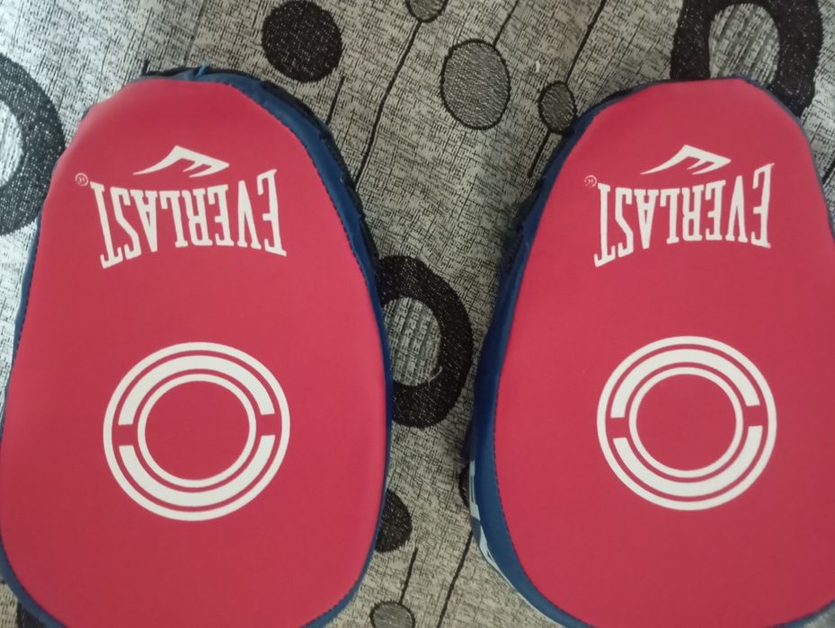 Продам лапки для бокса