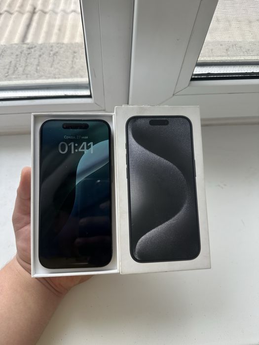 iPhone 15 pro 128gb