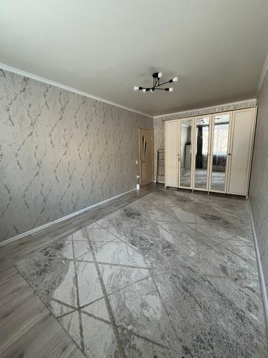 Продам 2ком квартиру в центре