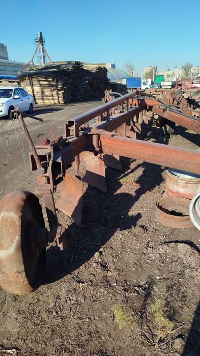 Плуг-9корпусный прицепной