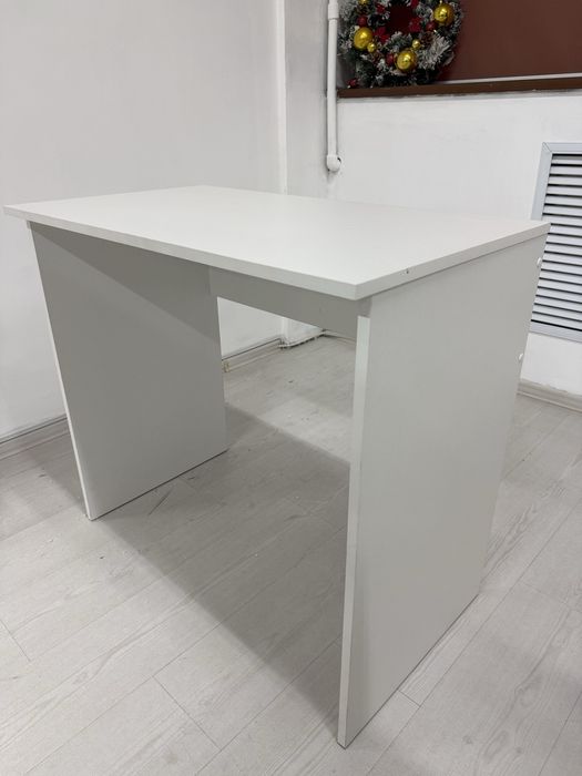 Письменный (рабочий) стол