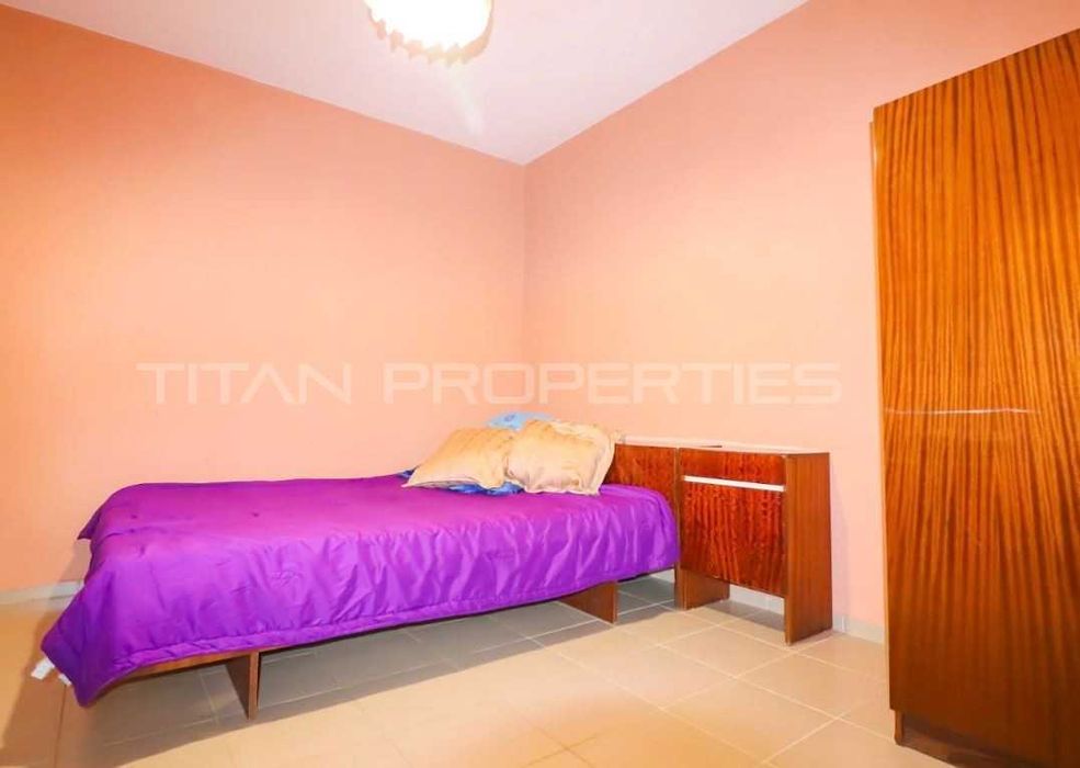 Дава се под наем Тристаен апартамент в Варна, Център - 86 кв.м за 448.8 € - Снимка #3