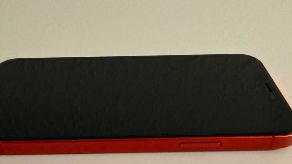 Iphone 12 , 128 GB , PRODUCT RED , baterie schimbata 100%