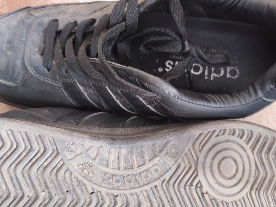 Разные обуви прадаём