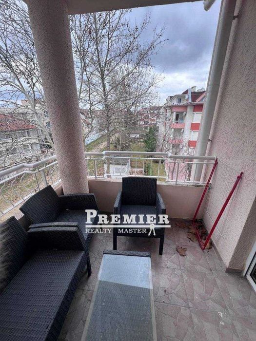 Продава се Двустаен апартамент в к.к. Слънчев бряг - 70 кв.м за 1258 €/кв.м - Снимка #4