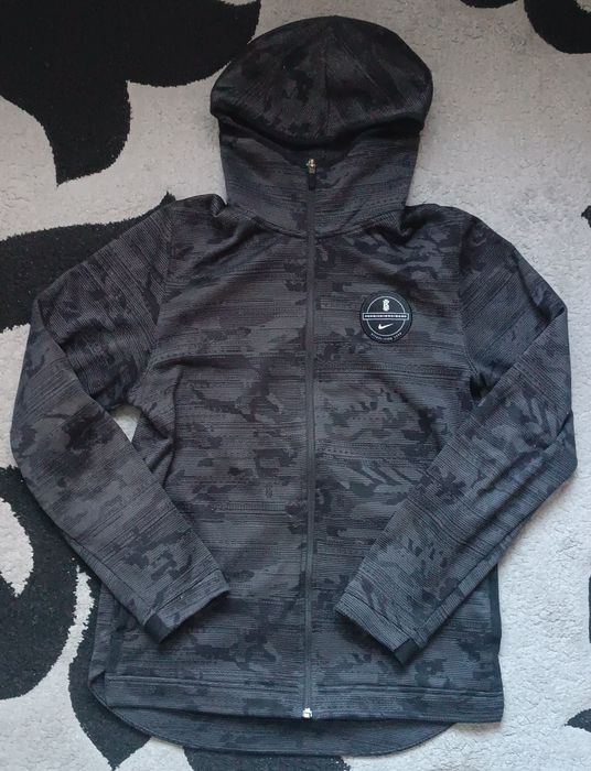 Зипка найк для баскетбола