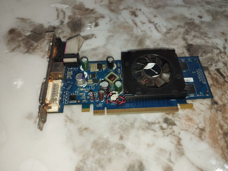 продаю видео карту
