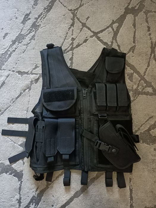 Vestă tactică profesională pentru pază și poliție – Ca nouă, nefolosită