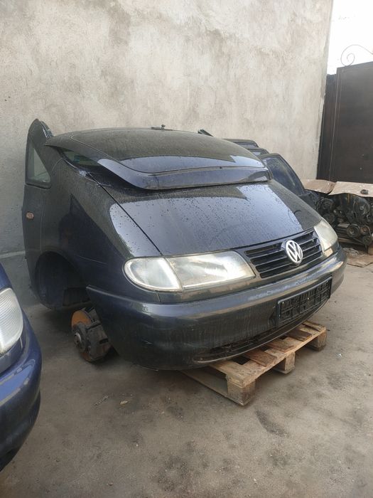 Авто запчасти двигателя