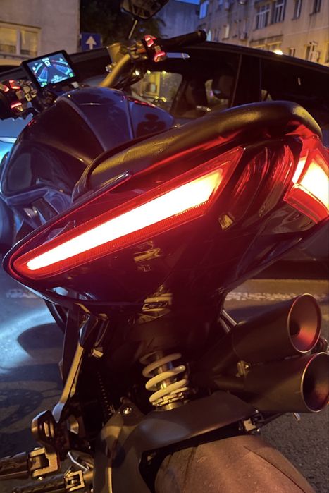Zontes 310R 2022 full LED, ideală pentru A2